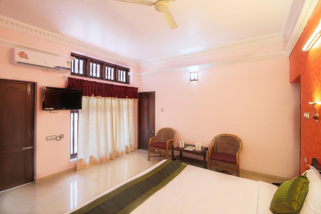 Treebo Moonlight Hotel Thiruvananthapuram Luaran gambar