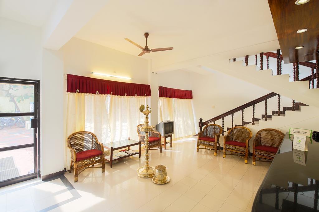 Treebo Moonlight Hotel Thiruvananthapuram Luaran gambar